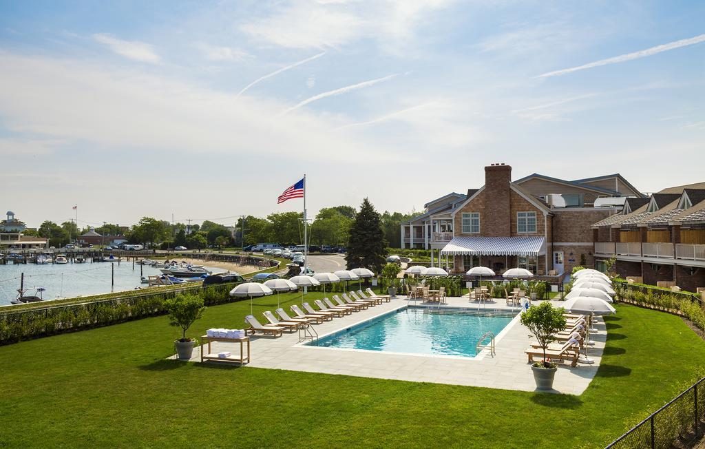 Baron'S Cove Hotel Sag Harbor Exterior photo